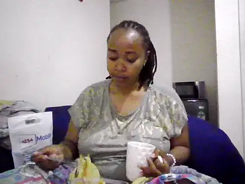 Snapshot of atara_seren chatting on May 20, 2026, 6:05 pm atara seren online show from May 20, 2026, 6:05 pm