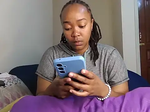Snapshot of atara_seren chatting on June 18, 2026, 9:14 am atara seren online show from June 18, 2026, 9:14 am