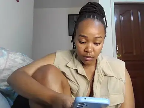 Snapshot of atara_seren chatting on July 11, 2026, 9:59 pm atara seren online show from July 11, 2026, 9:59 pm