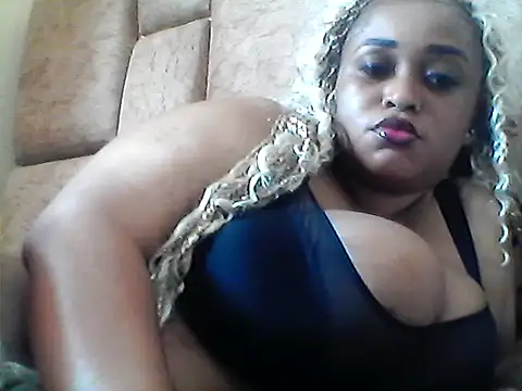 Snapshot of Pretty_sandrah chatting on May 29, 2026, 9:15 am Pretty sandrah online show from May 29, 2026, 9:15 am