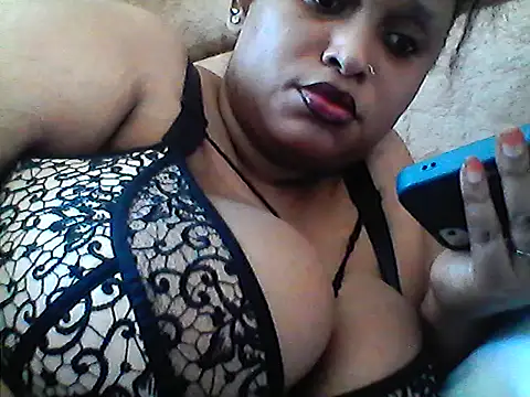 Snapshot of Pretty_sandrah chatting on May 21, 2026, 12:24 pm Pretty sandrah online show from May 21, 2026, 12:24 pm