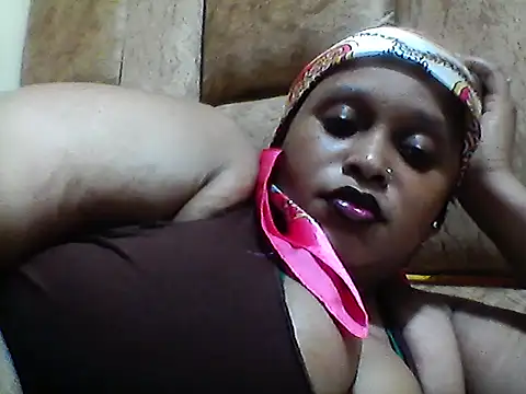 Snapshot of Pretty_sandrah chatting on May 24, 2026, 4:07 pm Pretty sandrah online show from May 24, 2026, 4:07 pm