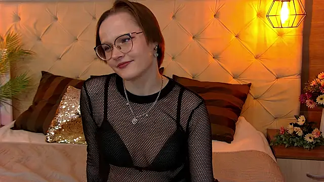 Snapshot of AgnesRay chatting on May 21, 2026, 9:34 pm AgnesRay online show from May 21, 2026, 9:34 pm