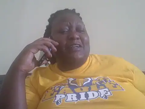 Snapshot of fat_ebonyqueen chatting on May 26, 2026, 8:23 am fat ebonyqueen online show from May 26, 2026, 8:23 am