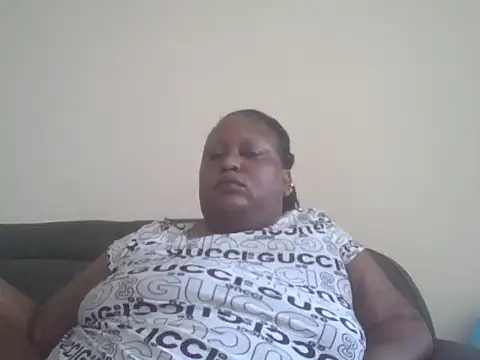 Snapshot of fat_ebonyqueen chatting on July 14, 2026, 1:50 pm fat ebonyqueen online show from July 14, 2026, 1:50 pm