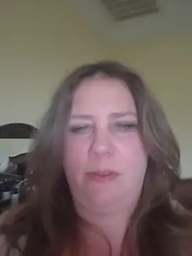 Snapshot of Bigtittymilkmommy chatting on May 21, 2026, 11:46 pm Bigtittymilkmommy online show from May 21, 2026, 11:46 pm