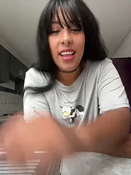 Alexia Lerner online show from June 5, 2026, 7:41 pm