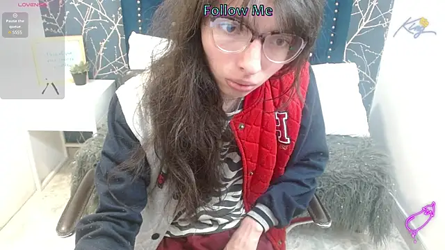 Snapshot of Allyshon_ chatting on May 28, 2026, 8:26 pm Allyshon online show from May 28, 2026, 8:26 pm