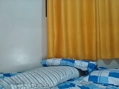 Snapshot of pretty_taurus chatting on May 23, 2026, 6:40 pm pretty taurus online show from May 23, 2026, 6:40 pm
