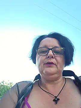 Diana Diafan online show from May 26, 2026, 5:11 pm