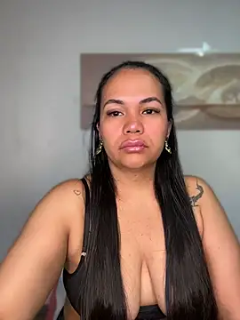 Snapshot of NoahJade chatting on July 10, 2026, 9:53 am NoahJade online show from July 10, 2026, 9:53 am