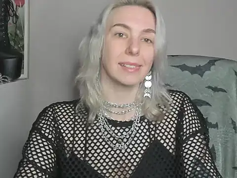 velvetanne online show from July 10, 2026, 7:08 am