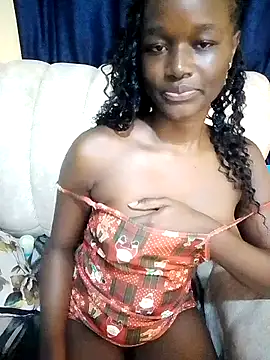 Snapshot of Ebonybliss_ chatting on June 7, 2026, 2:22 pm Ebonybliss online show from June 7, 2026, 2:22 pm