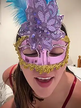 Colombianita01 online show from May 29, 2026, 10:10 am