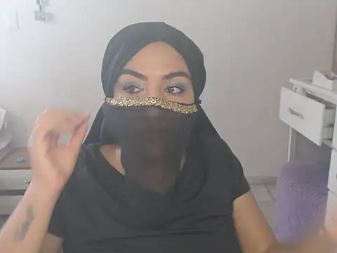 laila silk online show from July 21, 2026, 5:47 pm