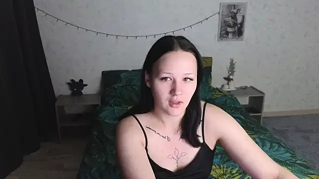 Snapshot of Tori_cute chatting on July 9, 2026, 2:34 am Tori cute online show from July 9, 2026, 2:34 am