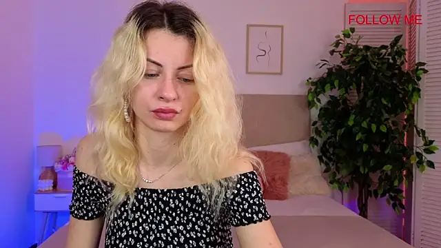 Snapshot of Fallen-angel1- chatting on May 26, 2026, 6:11 am Fallen-angel1- online show from May 26, 2026, 6:11 am