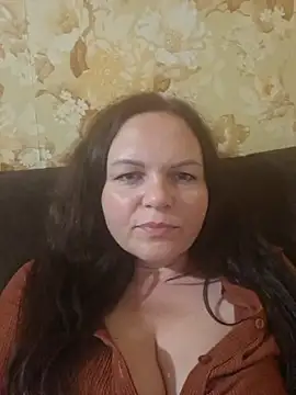 Snapshot of Meri_a chatting on July 10, 2026, 5:24 pm Meri a online show from July 10, 2026, 5:24 pm