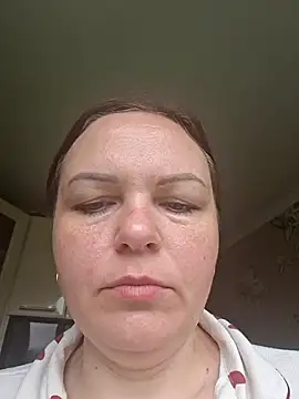 Snapshot of Meri_a chatting on June 3, 2026, 5:41 am Meri a online show from June 3, 2026, 5:41 am
