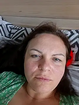 Snapshot of Meri_a chatting on May 24, 2026, 1:55 pm Meri a online show from May 24, 2026, 1:55 pm