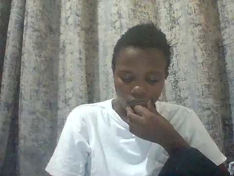 Snapshot of tina_2030 chatting on June 25, 2026, 5:40 pm tina 2030 online show from June 25, 2026, 5:40 pm