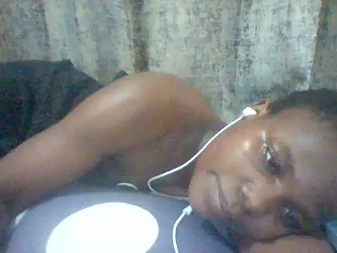 Snapshot of tina_2030 chatting on July 9, 2026, 7:53 am tina 2030 online show from July 9, 2026, 7:53 am