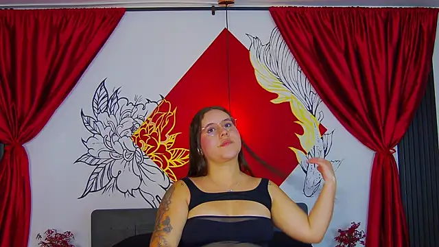 Lia Avalon online show from July 11, 2026, 11:54 am