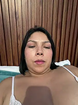 Snapshot of ISABELLA__LUNA chatting on June 30, 2026, 1:38 am ISABELLA LUNA online show from June 30, 2026, 1:38 am