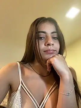 Snapshot of Hanna_Cruz_ chatting on July 10, 2026, 4:07 pm Hanna Cruz online show from July 10, 2026, 4:07 pm