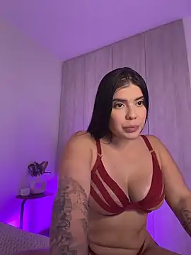 Snapshot of Danilopez3 chatting on May 23, 2026, 1:04 am Danilopez3 online show from May 23, 2026, 1:04 am