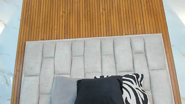 Snapshot of Ivy_grayy_ chatting on July 2, 2026, 6:03 pm Ivy grayy online show from July 2, 2026, 6:03 pm