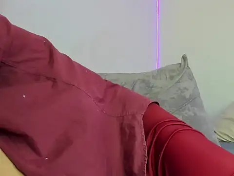 skoook gray  online show from May 26, 2026, 5:33 pm