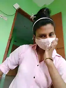 Snapshot of Sofiyaa_Sara chatting on May 23, 2026, 5:17 am Sofiyaa Sara online show from May 23, 2026, 5:17 am
