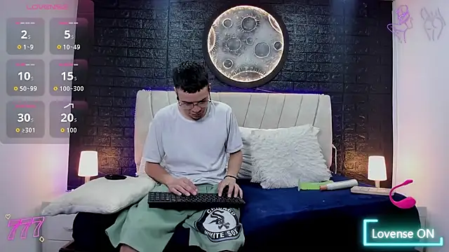 Snapshot of _engel_and_dimy_ chatting on May 25, 2026, 8:07 pm engel and dimy online show from May 25, 2026, 8:07 pm
