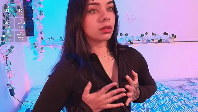 Snapshot of soft_cherry_ chatting on June 2, 2026, 1:38 am soft cherry online show from June 2, 2026, 1:38 am