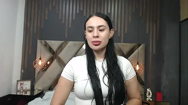 Snapshot of MartinaaFit chatting on May 23, 2026, 11:42 am MartinaaFit online show from May 23, 2026, 11:42 am