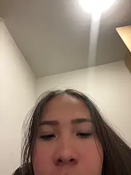bellaroch online show from June 4, 2026, 1:43 am