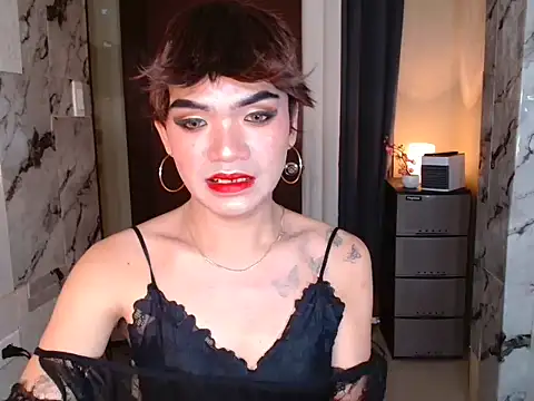 Snapshot of CassieHeartx chatting on May 22, 2026, 9:46 pm CassieHeartx online show from May 22, 2026, 9:46 pm