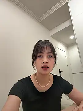 yangyang 218 online show from May 25, 2026, 6:12 am