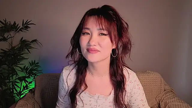 YukiyaSunshine online show from May 26, 2026, 5:27 am