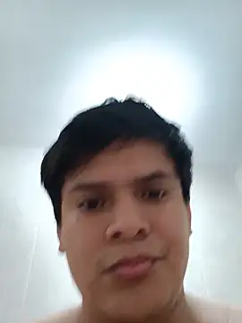 Snapshot of hugodanger chatting on July 29, 2026, 11:37 pm hugodanger online show from July 29, 2026, 11:37 pm