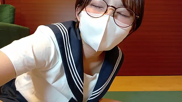 Snapshot of natusummer1919 chatting on June 2, 2026, 2:06 pm natusummer1919 online show from June 2, 2026, 2:06 pm