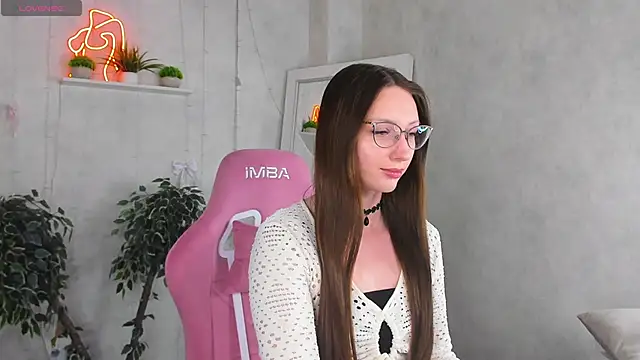 Snapshot of Alexa_Carte chatting on June 21, 2026, 9:15 am Alexa Carte online show from June 21, 2026, 9:15 am