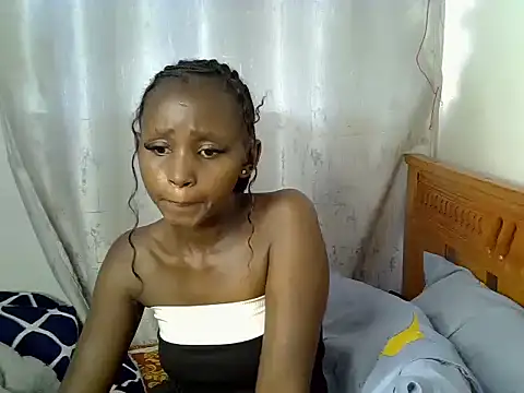 Snapshot of miss_berry01 chatting on May 25, 2026, 8:24 am miss berry01 online show from May 25, 2026, 8:24 am