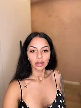 Ivy Trixx online show from June 25, 2026, 3:28 pm