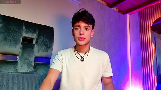 Ander asford77 online show from July 13, 2026, 12:15 pm