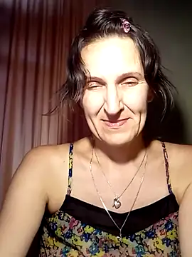 Snapshot of Alene_Lorrie chatting on July 16, 2026, 4:15 pm Alene Lorrie online show from July 16, 2026, 4:15 pm