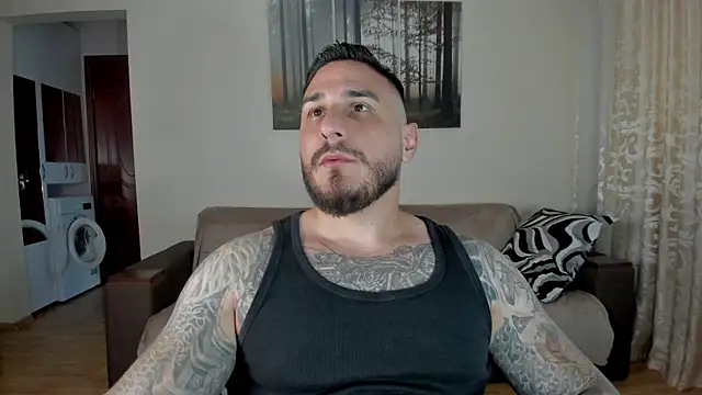 Snapshot of Gymdominus chatting on May 27, 2026, 1:40 pm Gymdominus online show from May 27, 2026, 1:40 pm