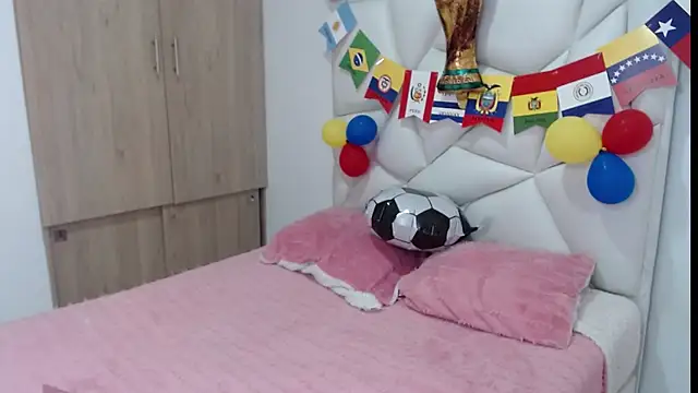 Snapshot of Valeria_Santos_ chatting on June 16, 2026, 1:00 pm Valeria Santos online show from June 16, 2026, 1:00 pm