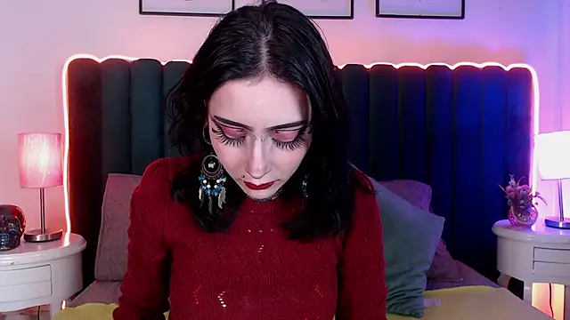 Scarleth Fg  online show from May 29, 2026, 11:11 pm